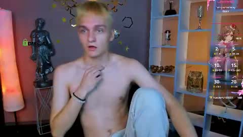 Snapshot of john_lik chatting on 06-22-26, 03:25 John online show from 06-22-26, 03:25