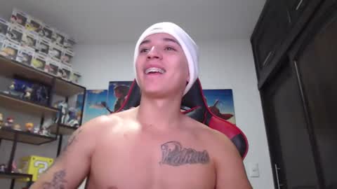 JOHN online show from 03-01-25, 03:32