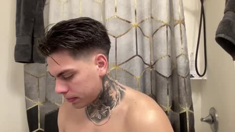 Snapshot of johnafterdark chatting on 02-04-25, 03:36 JAXX online show from 02-04-25, 03:36