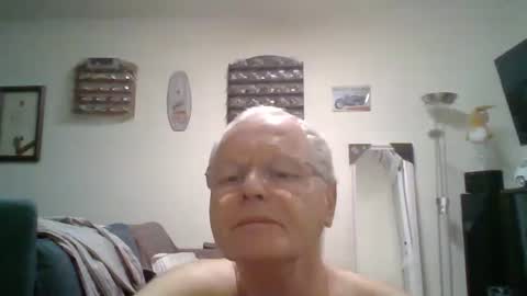 Snapshot of johndesnudado chatting on 12-17-24, 07:26 johndesnudado online show from 12-17-24, 07:26
