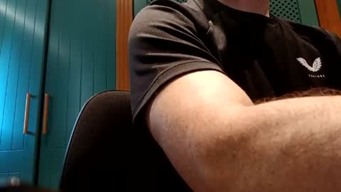 Snapshot of johndrake7 chatting on 07-12-26, 12:29 johndrake7 online show from 07-12-26, 12:29