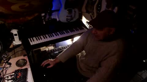 johnfeelgood004 online show from 03-04-26, 06:03