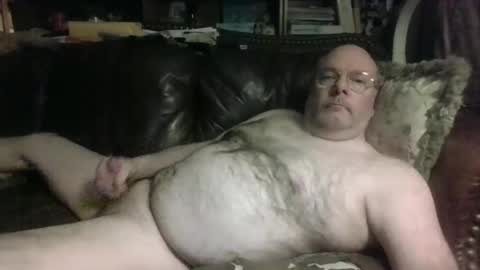 Snapshot of johnny61m chatting on 02-28-25, 07:15 Johnny online show from 02-28-25, 07:15