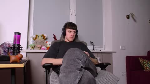 Snapshot of johnny_boom chatting on 01-10-25, 05:34 johnny boom online show from 01-10-25, 05:34