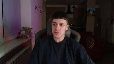 Snapshot of johnny_boom chatting on 03-07-25, 09:27 johnny boom online show from 03-07-25, 09:27