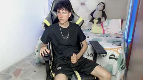 johnny_cagee online show from 11-20-25, 04:01