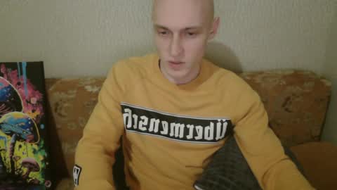 Johnny online show from 02-06-25, 06:13