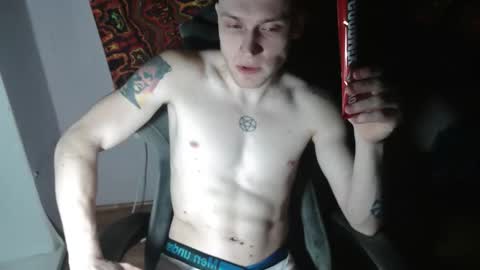 Snapshot of johnny_positive chatting on 10-31-25, 04:08 Johnny online show from 10-31-25, 04:08