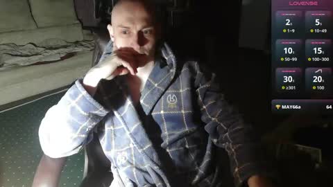 Snapshot of johnny_positive chatting on 04-23-26, 04:53 Johnny online show from 04-23-26, 04:53