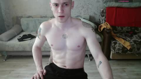 Snapshot of johnny_positive chatting on 05-11-26, 11:27 Johnny online show from 05-11-26, 11:27