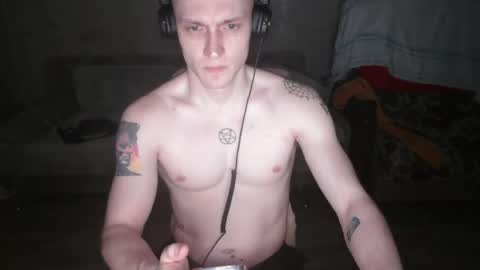 Snapshot of johnny_positive chatting on 05-11-26, 04:15 Johnny online show from 05-11-26, 04:15