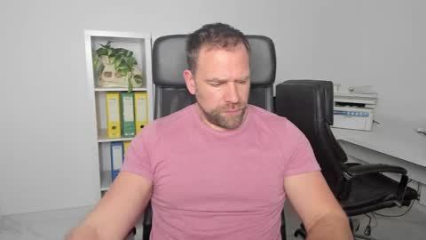 johnnydough82 online show from 01-08-25, 03:40