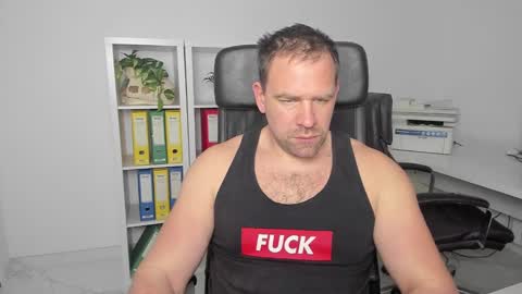 johnnydough82 online show from 01-14-25, 04:36