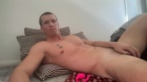 Snapshot of johnnyfitt chatting on 06-23-26, 01:58 Johnny online show from 06-23-26, 01:58