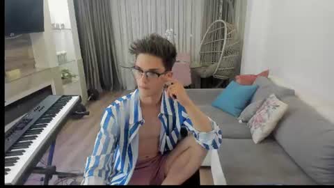 Snapshot of johnnyk8 chatting on 07-13-26, 06:55 Johnny k. online show from 07-13-26, 06:55