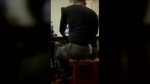 Johnny online show from 04-10-26, 08:13