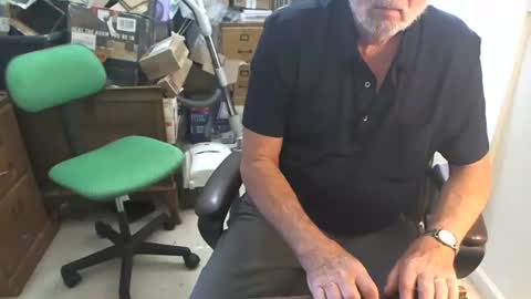 Snapshot of johnnys110153 chatting on 11-01-25, 05:37 johnnys110153 online show from 11-01-25, 05:37