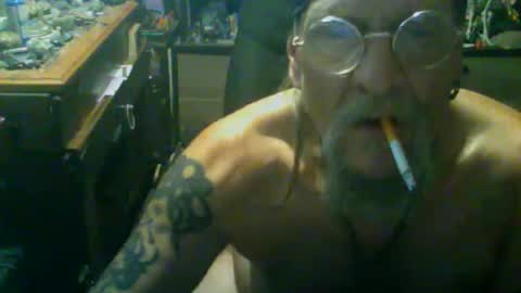 johnnyshung1 online show from 11-24-25, 03:34