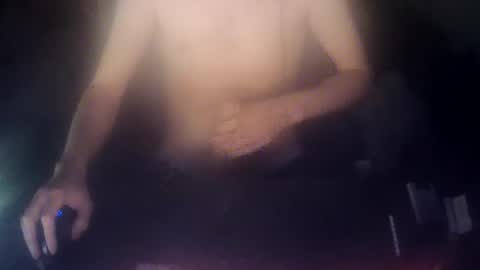 Snapshot of johnot1998 chatting on 06-09-26, 12:33 johnot1998 online show from 06-09-26, 12:33