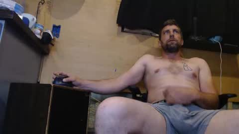 Snapshot of johnplayer23 chatting on 04-26-26, 06:44 johnplayer23 online show from 04-26-26, 06:44