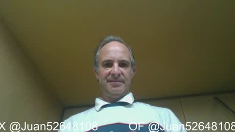 Snapshot of johnq_23 chatting on 05-26-26, 04:36 John online show from 05-26-26, 04:36
