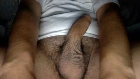 Snapshot of johnxthrobbin chatting on 10-15-25, 07:41 johnxthrobbin online show from 10-15-25, 07:41