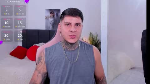 Johny online show from 12-15-25, 07:29