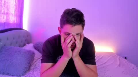 johnycooper08 online show from 07-11-26, 12:19