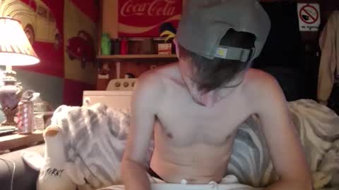 Snapshot of johstondude chatting on 05-20-26, 01:45 Johston online show from 05-20-26, 01:45