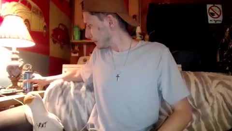 Snapshot of johstondude chatting on 05-21-26, 01:12 Johston online show from 05-21-26, 01:12
