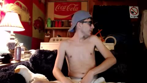 Snapshot of johstondude chatting on 06-07-26, 01:54 Johston online show from 06-07-26, 01:54