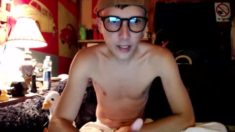 Snapshot of johstondude chatting on 06-25-26, 06:51 Johston online show from 06-25-26, 06:51