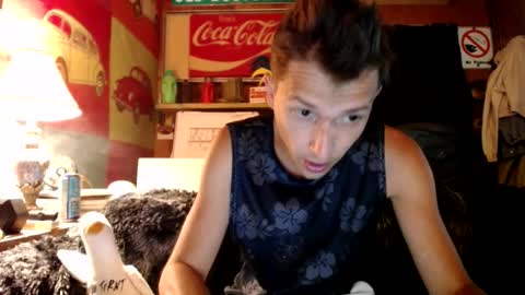 Snapshot of johstondude chatting on 07-02-26, 01:38 Johston online show from 07-02-26, 01:38