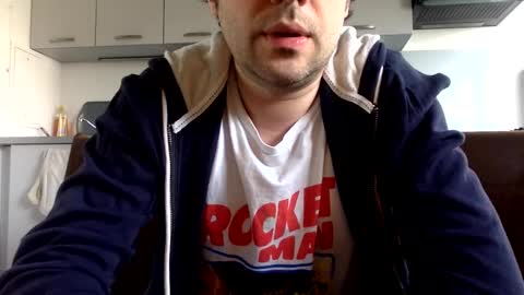 Snapshot of joinmetoparis chatting on 03-09-25, 01:37 joinmetoparis online show from 03-09-25, 01:37