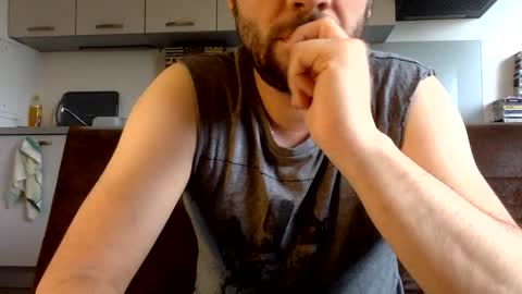 Snapshot of joinmetoparis chatting on 02-01-26, 04:05 joinmetoparis online show from 02-01-26, 04:05