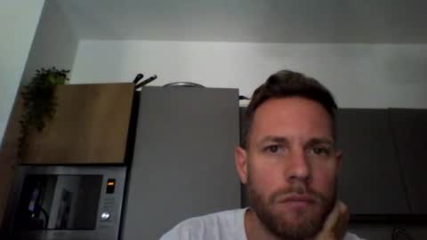 jojo19844 online show from 09-15-25, 08:47