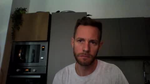 jojo19844 online show from 09-19-25, 08:16