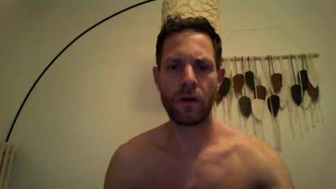 jojo19844 online show from 11-08-25, 09:46