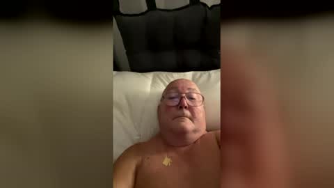 jojo60000529566 online show from 12-15-25, 08:24