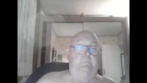 Snapshot of jojo60000529566 chatting on 04-01-26, 03:51 jojo60000529566 online show from 04-01-26, 03:51