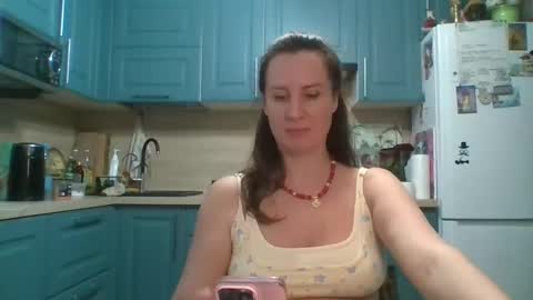 Snapshot of joleli05 chatting on 05-17-26, 07:32 you can call me my Queen online show from 05-17-26, 07:32