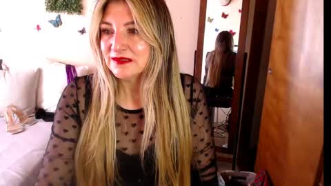 Snapshot of jolie_mature_ chatting on 06-02-26, 09:17 Jolie Mature online show from 06-02-26, 09:17