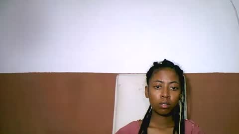 Snapshot of joliekah27 chatting on 02-22-25, 04:19 joliekah27 online show from 02-22-25, 04:19