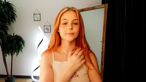 Polly  online show from 01-26-25, 08:36