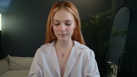 Polly  online show from 02-02-25, 08:24