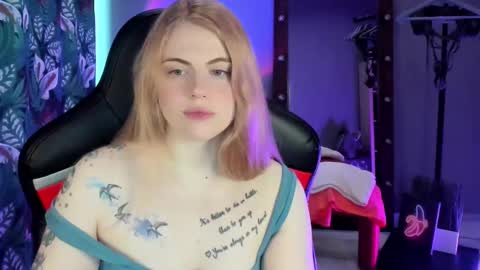 Jolly online show from 02-18-25, 02:38