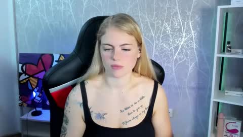 Jolly online show from 09-17-25, 03:19