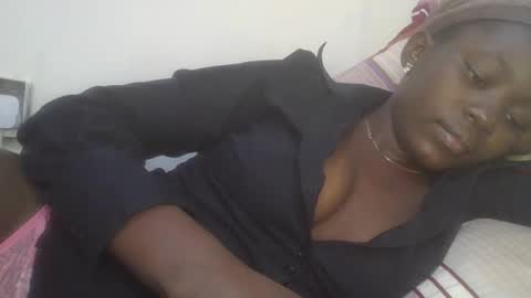 jollynabeb online show from 02-18-25, 08:36