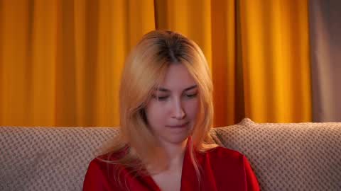 Viola online show from 03-25-26, 02:12