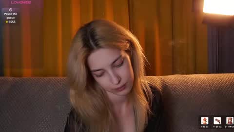 Viola online show from 03-26-26, 01:28